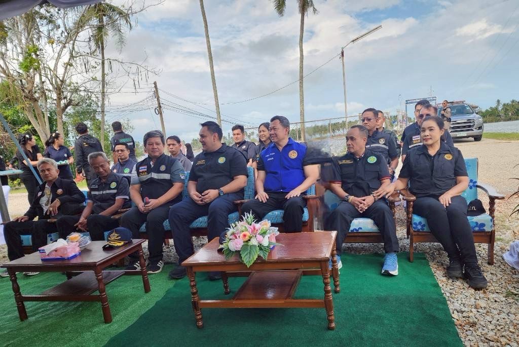 title - ผู้ตรวจราชการ ส.ป.ก. ร่วมลงพื้นที่ รมช.กษ. ติดตามงานพร้อมมอบโยบายการเกษตรและประมง ณ จังหวัดนราธิวาส